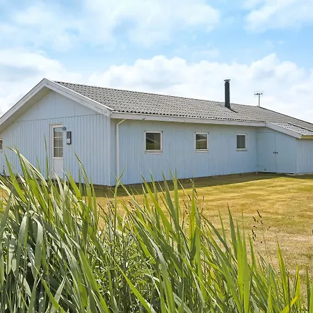 Hyggelig Spahytte Naer Stranden Sj636 Harboør
